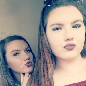 Meet your Posher, Aimee